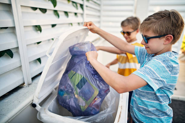 Best Garage Cleanout Services  in Delano, MN